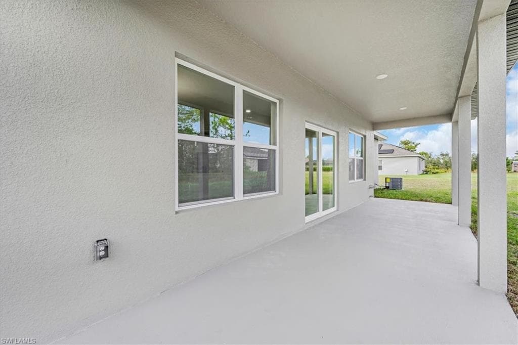 4913 San Ignacio DR, SEBRING FL 33872-33