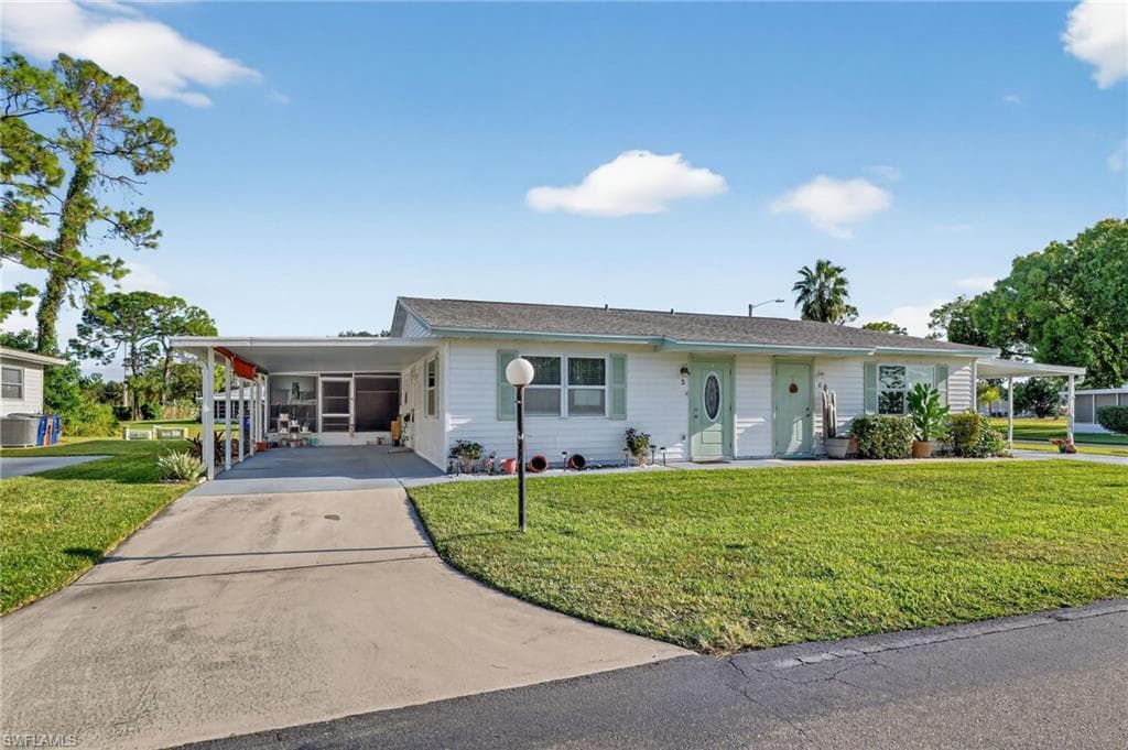 5 Pinewood BLVD, LEHIGH ACRES FL 33936-2