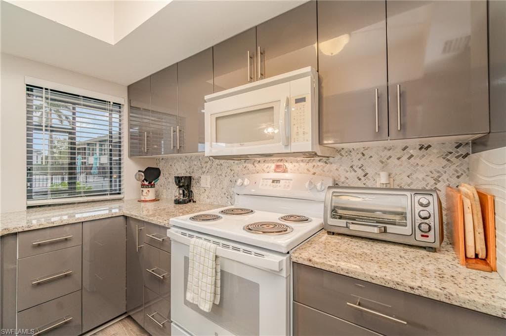 13391 Gateway DR # 113, FORT MYERS FL 33919-7