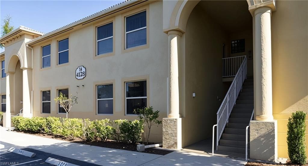 4128 Bellasol CIR # 1423, FORT MYERS FL 33916-1