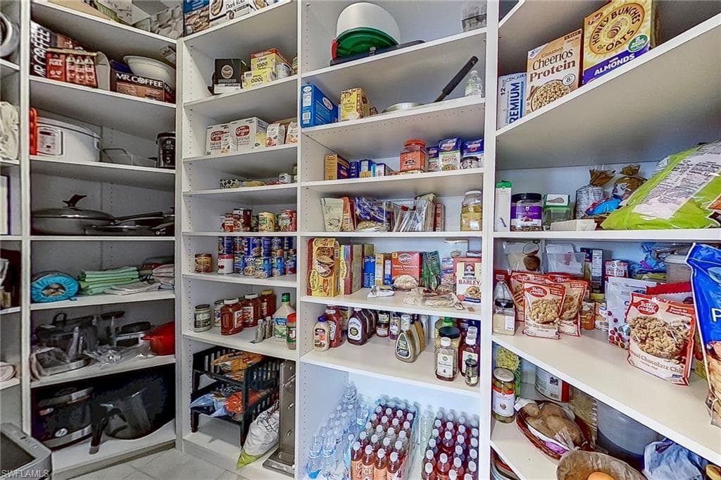 18184 Everson Miles CIR, NORTH FORT MYERS FL 33917-8