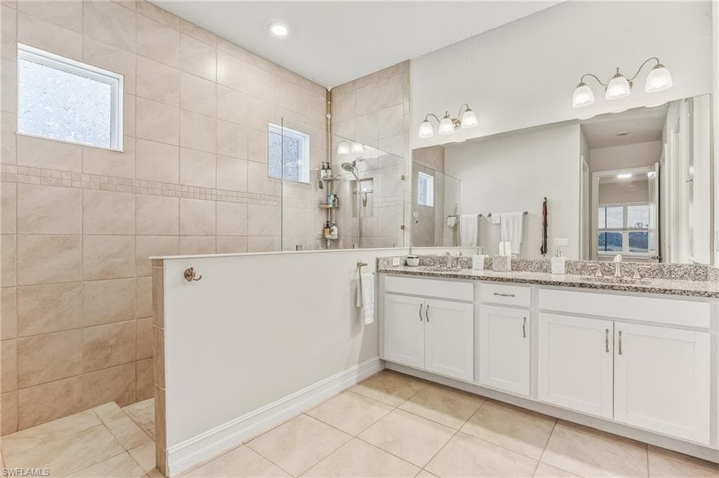 18184 Everson Miles CIR, NORTH FORT MYERS FL 33917-12