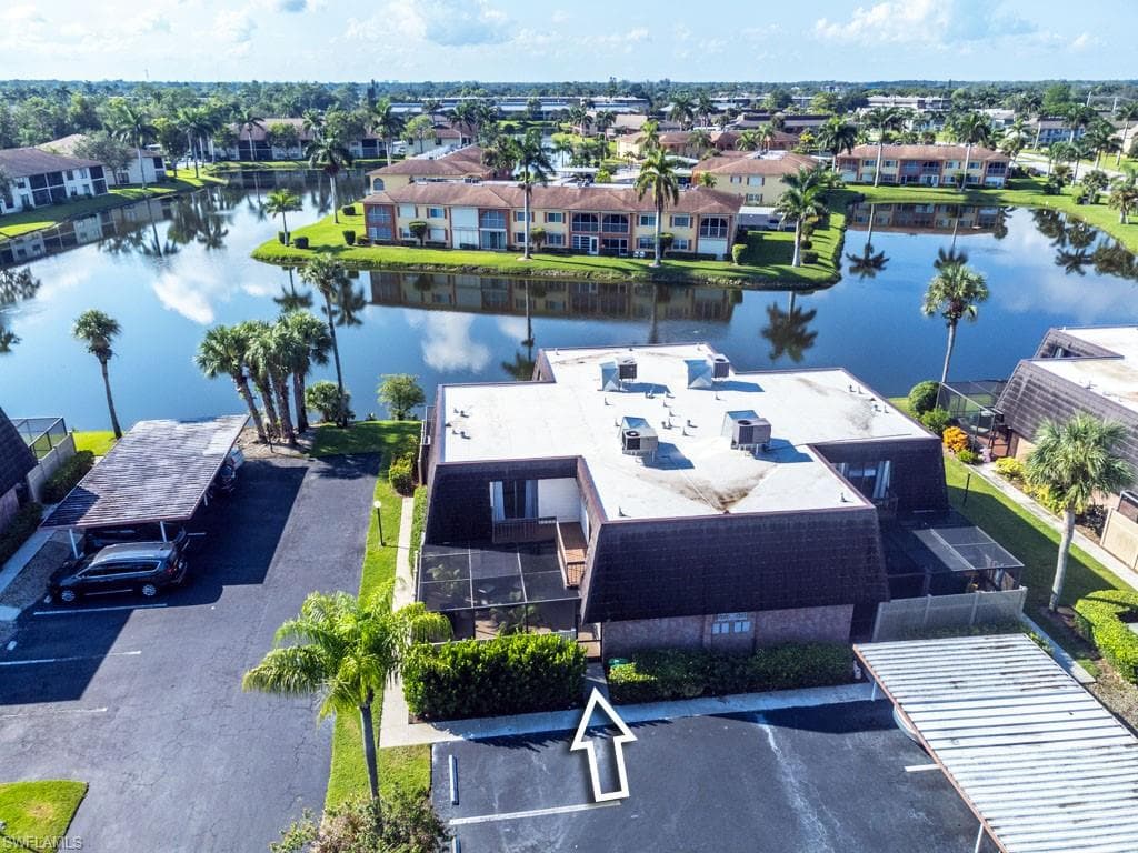 124 Lake Point LN # 2B, NAPLES FL 34112-37