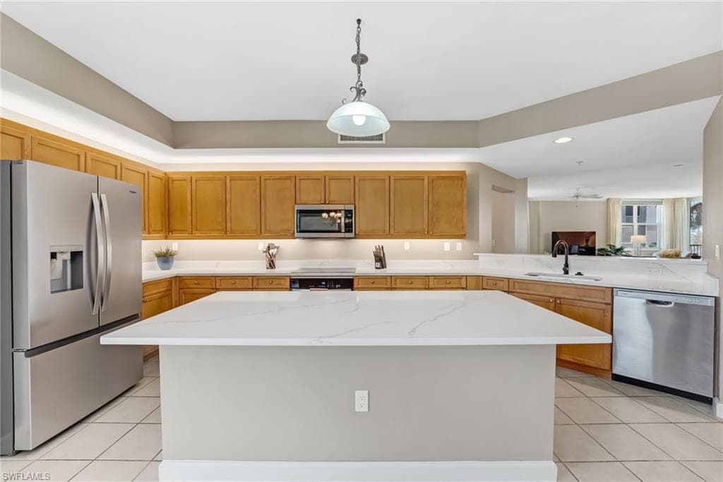 14250 Royal Harbour CT 318-5