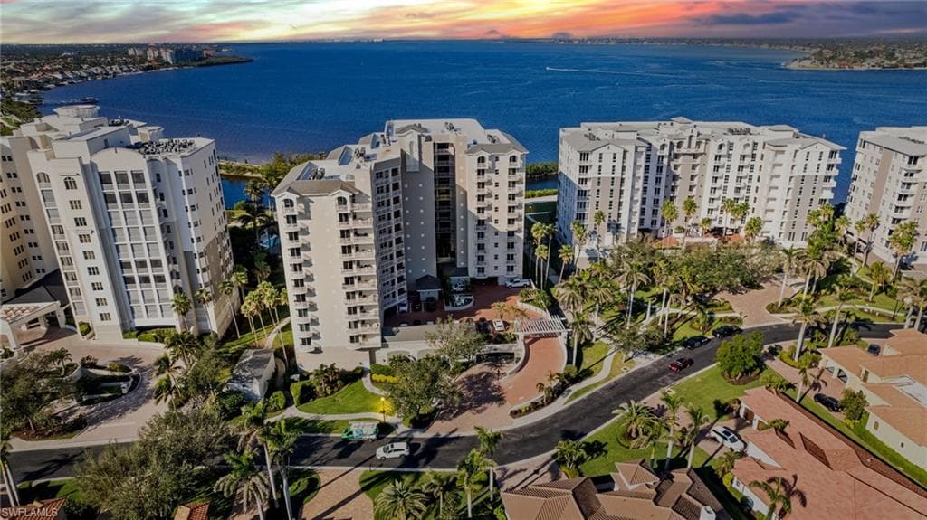 14250 Royal Harbour CT 318-42