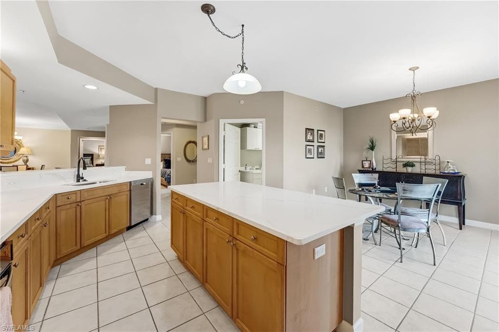 14250 Royal Harbour CT 318-4