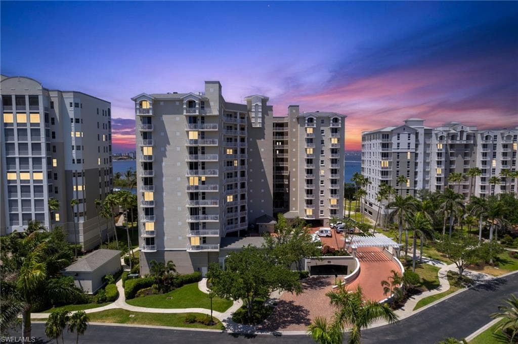 14250 Royal Harbour CT 318-33