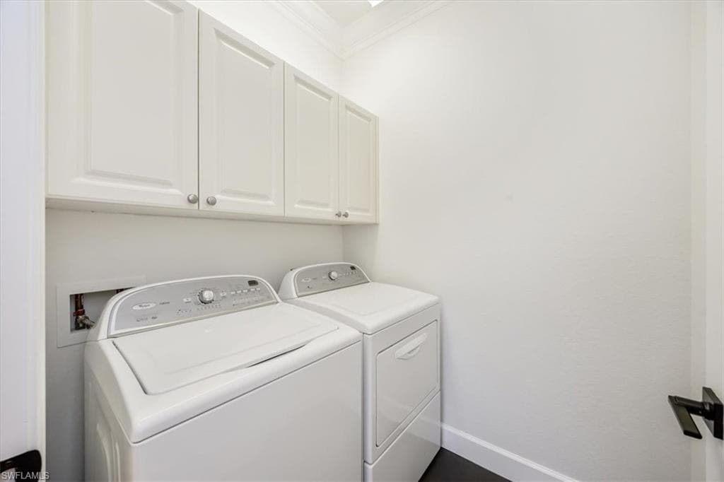 9151 Palmetto Ridge DR # 202, ESTERO FL 34135-19