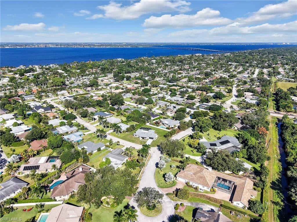 1365 Kingswood CT, FORT MYERS FL 33919-44