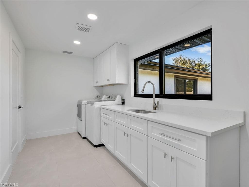 1365 Kingswood CT, FORT MYERS FL 33919-35