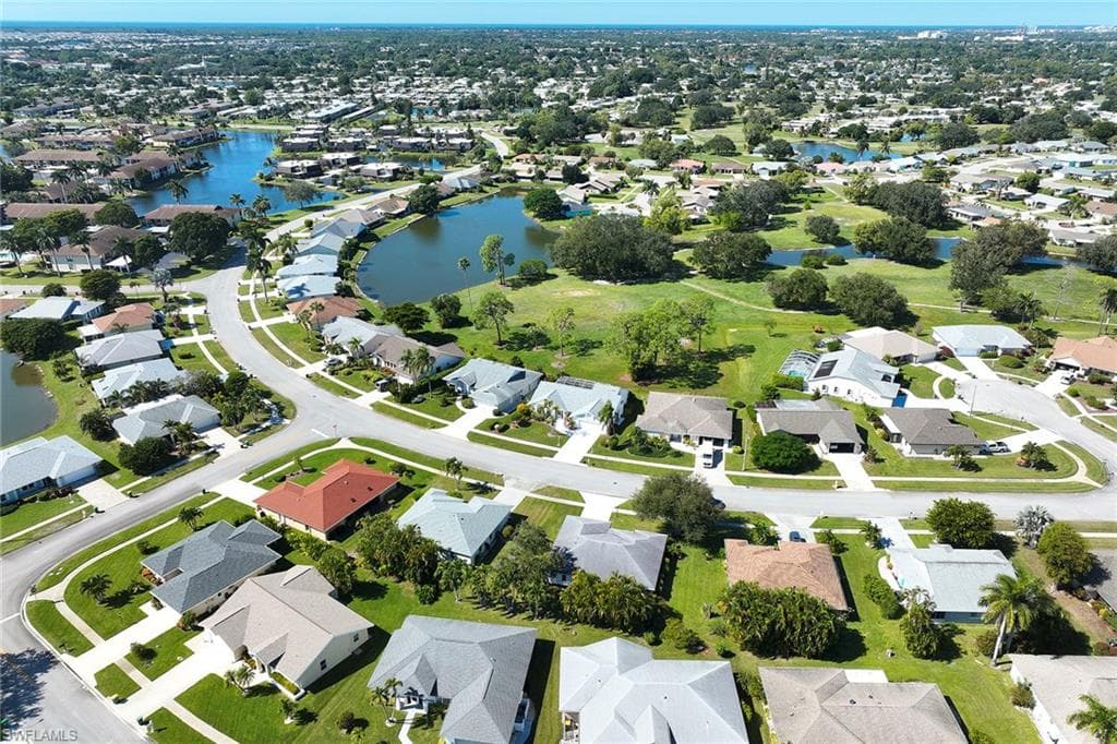 214 Marseille DR, NAPLES FL 34112-17