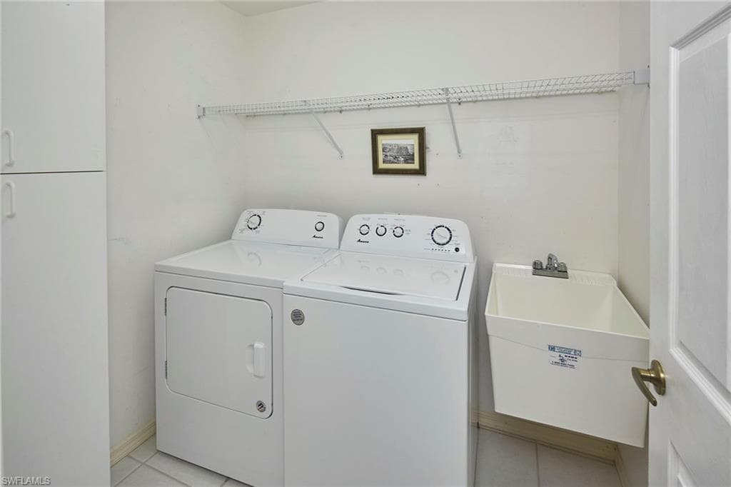 214 Marseille DR, NAPLES FL 34112-14