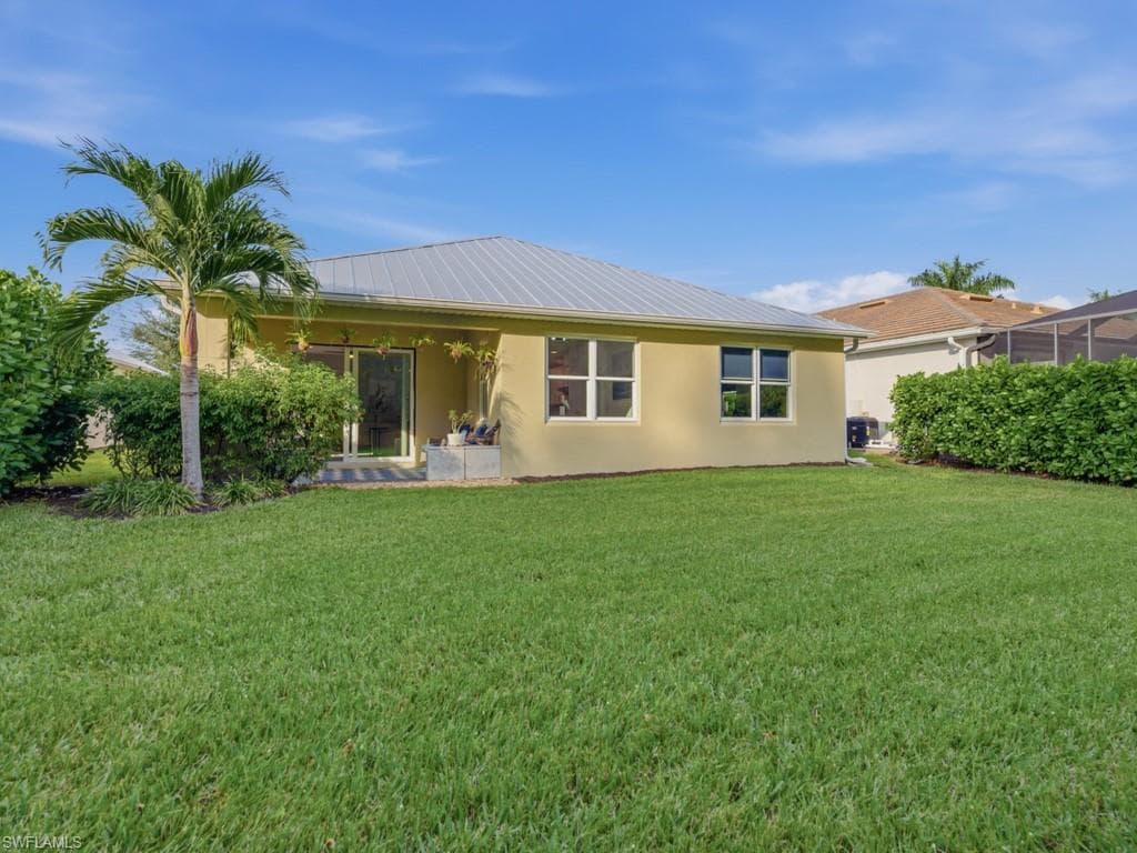 14567 Topsail DR, NAPLES FL 34114-22