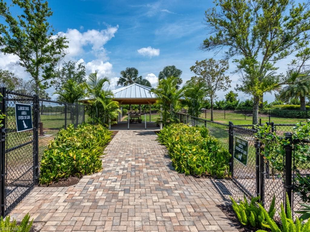 14567 Topsail DR, NAPLES FL 34114-36