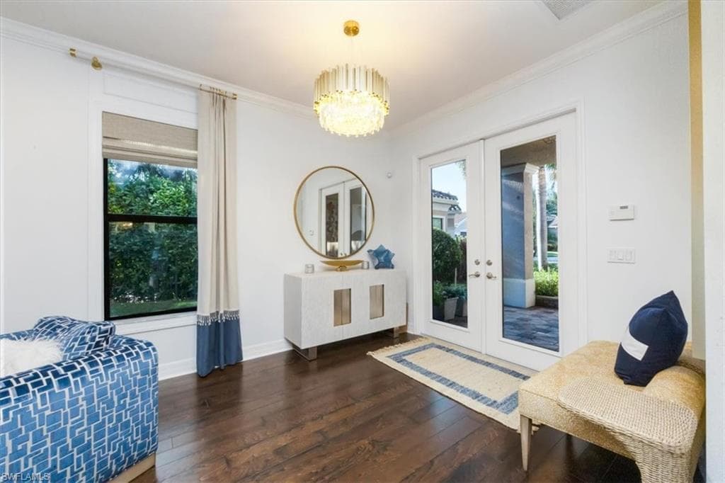 3821 Columbia CT, NAPLES FL 34119-2