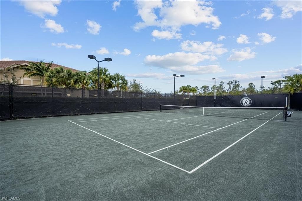 3821 Columbia CT, NAPLES FL 34119-31