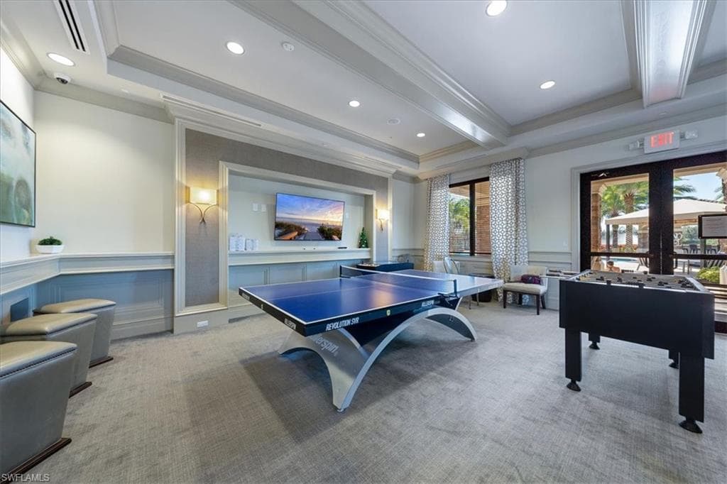 3821 Columbia CT, NAPLES FL 34119-33