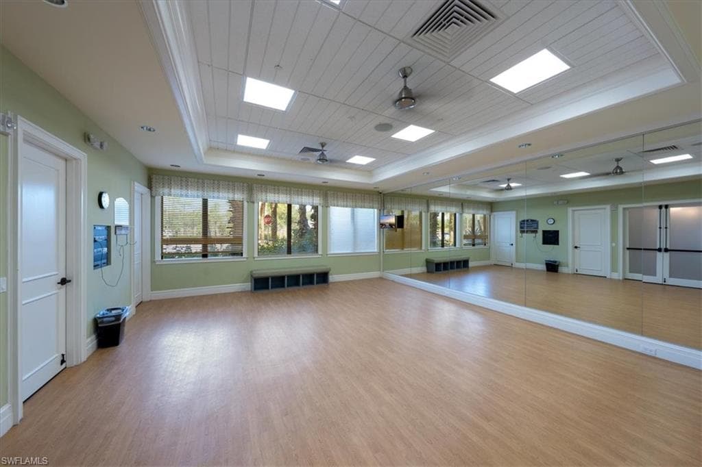 3821 Columbia CT, NAPLES FL 34119-34