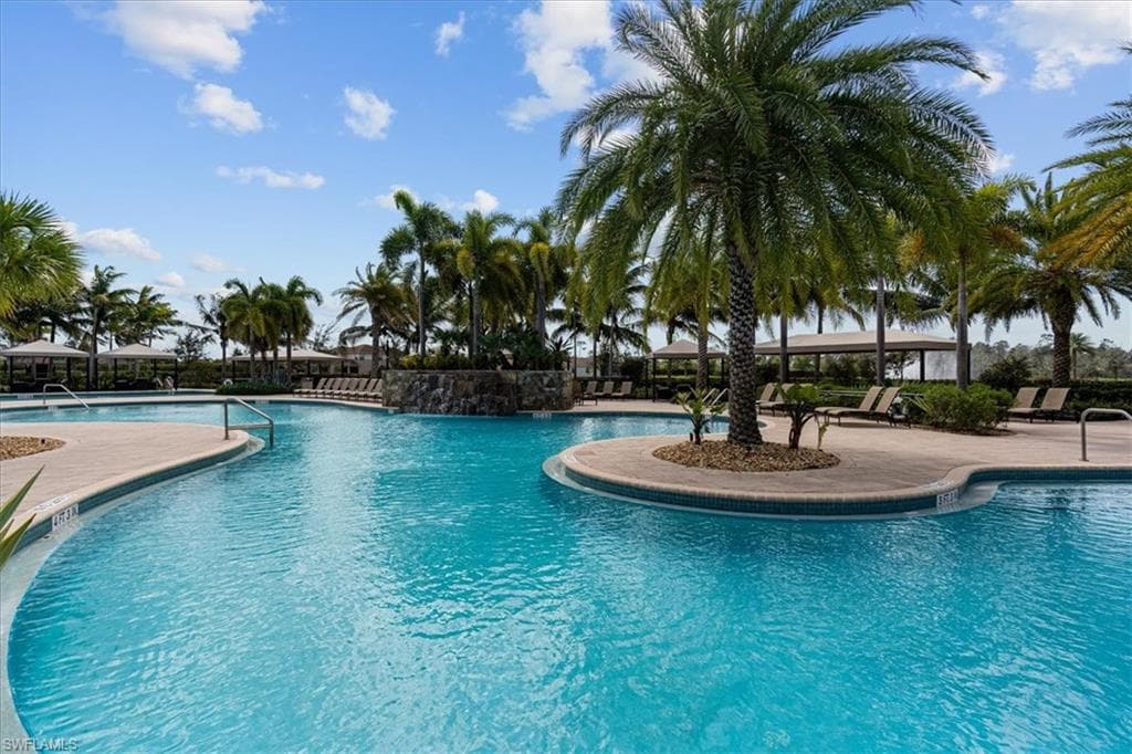 3821 Columbia CT, NAPLES FL 34119-28