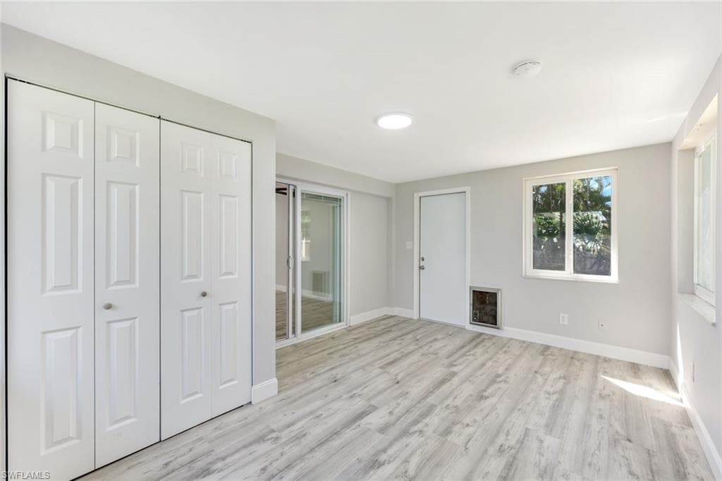 4862 Catalina DR, NAPLES FL 34112-19