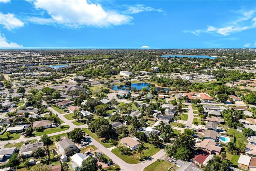 4862 Catalina DR, NAPLES FL 34112-28