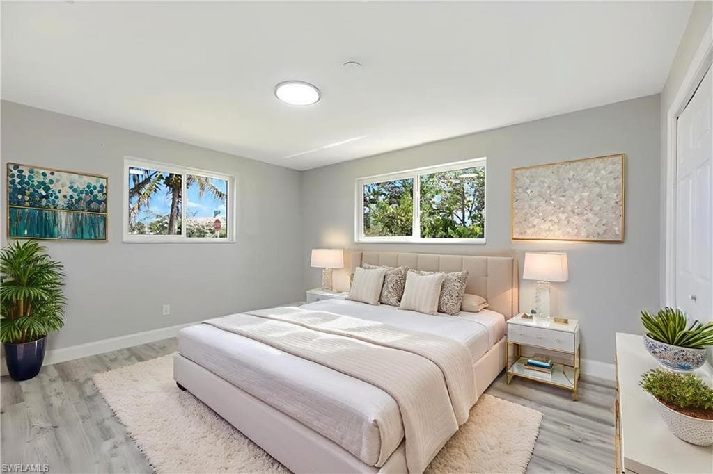 4862 Catalina DR, NAPLES FL 34112-3