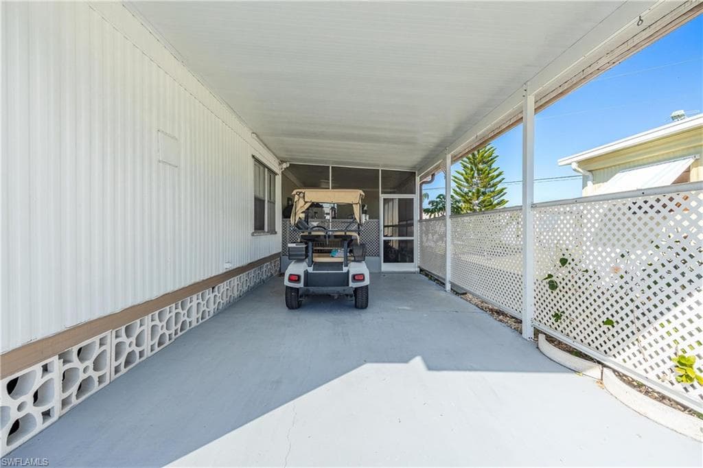 163 Chisholm TRL, NORTH FORT MYERS FL 33917-2