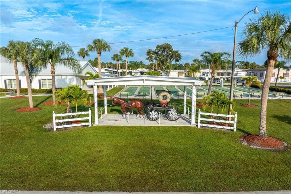 163 Chisholm TRL, NORTH FORT MYERS FL 33917-32