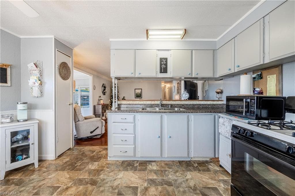 163 Chisholm TRL, NORTH FORT MYERS FL 33917-14