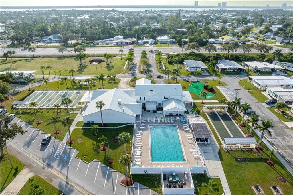 163 Chisholm TRL, NORTH FORT MYERS FL 33917-34