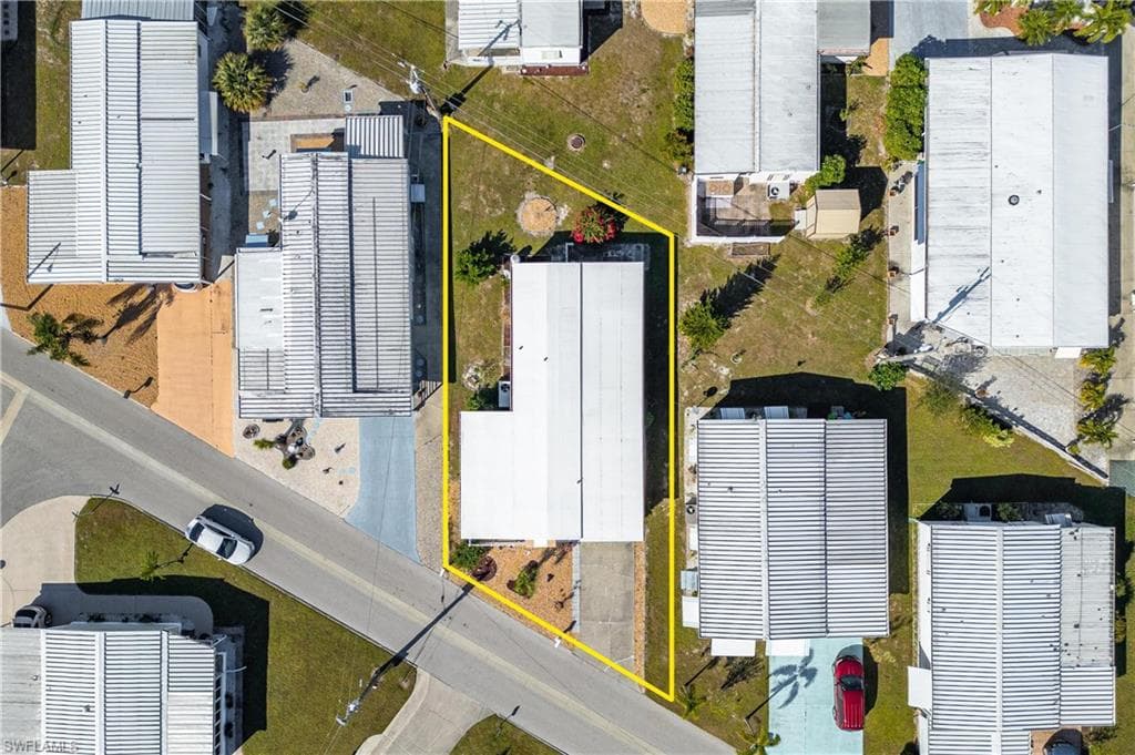 163 Chisholm TRL, NORTH FORT MYERS FL 33917-28