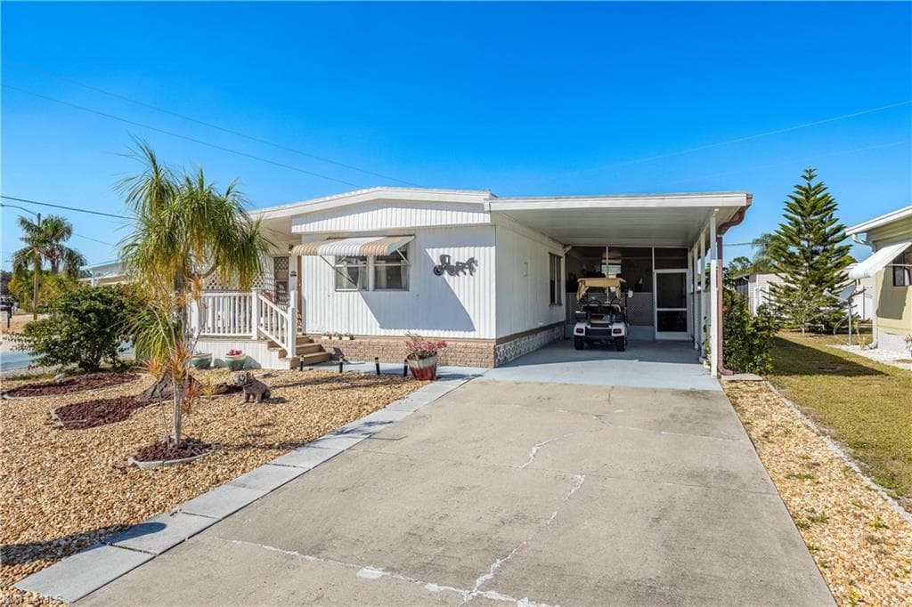 163 Chisholm TRL, NORTH FORT MYERS FL 33917-3