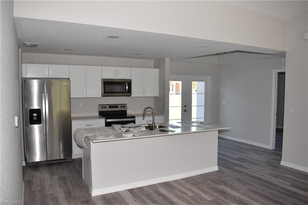 2736 Ananas RD, NORTH PORT FL 34288-2