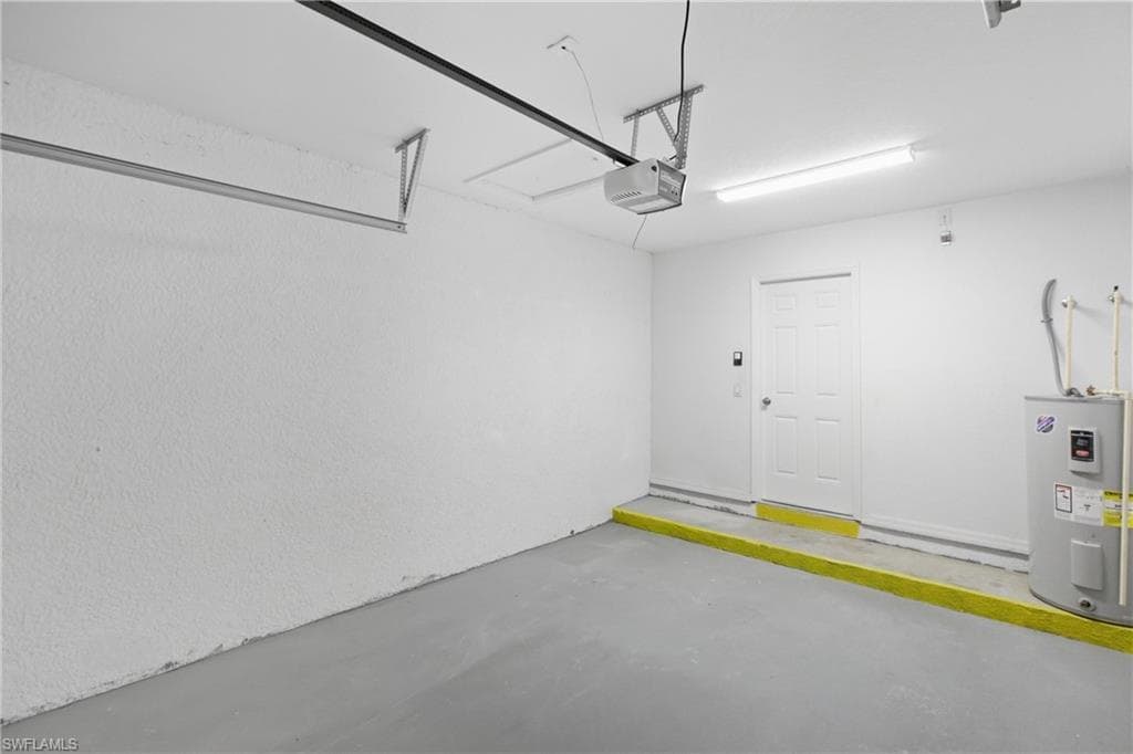 9656 Roundstone CIR, FORT MYERS FL 33967-35