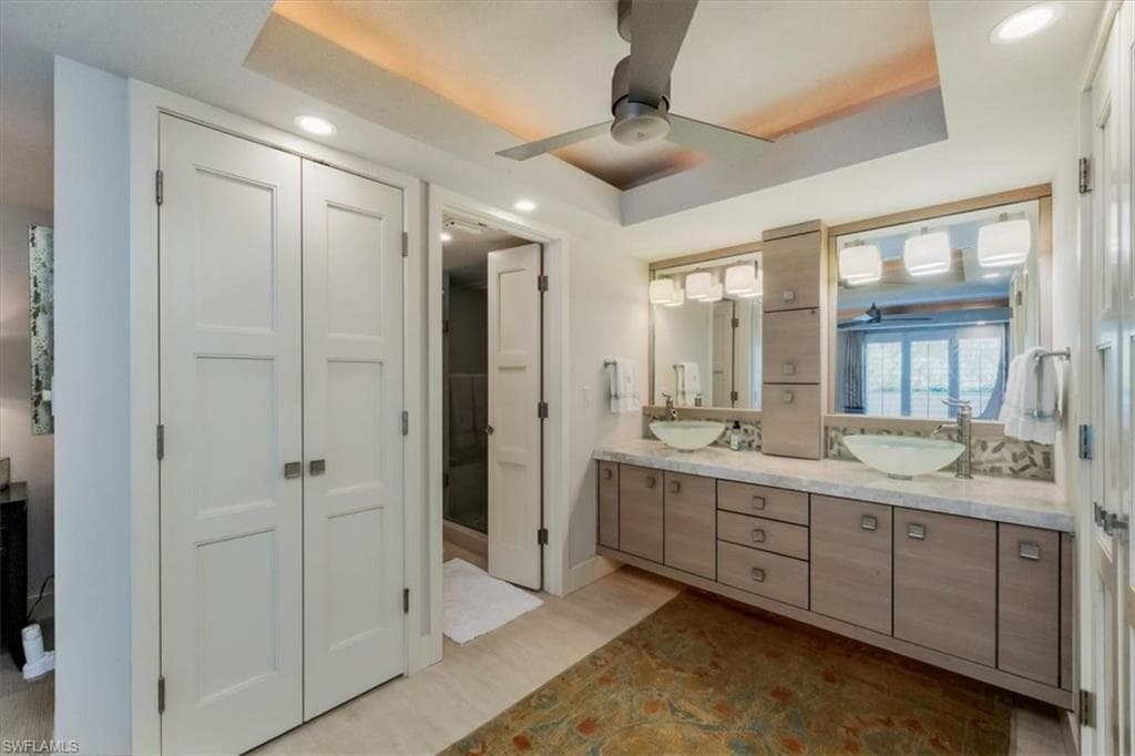 107 Clubhouse LN # 391, NAPLES FL 34105-16