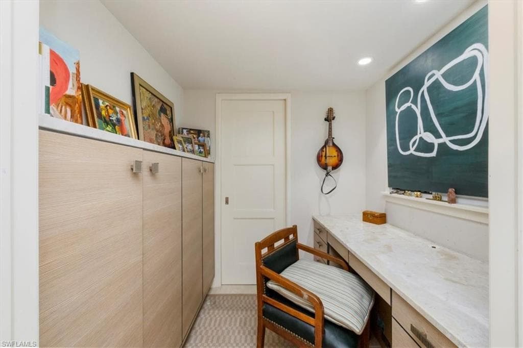 107 Clubhouse LN # 391, NAPLES FL 34105-19