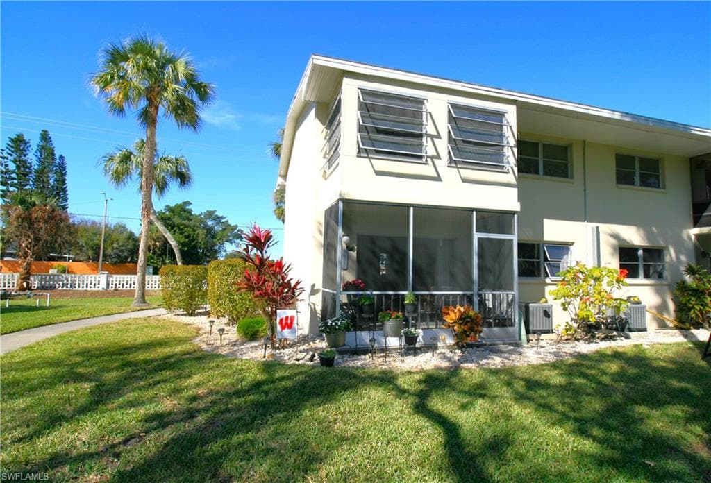 1008 Tropic TER, NORTH FORT MYERS FL 33903-3