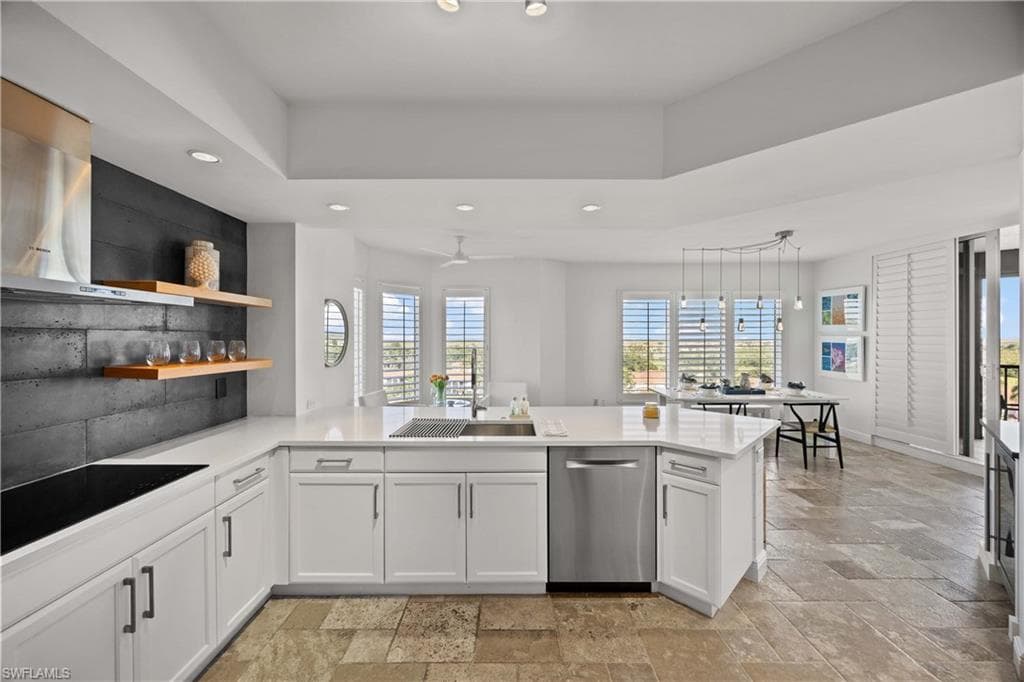 1060 Borghese LN # 701, NAPLES FL 34114-16