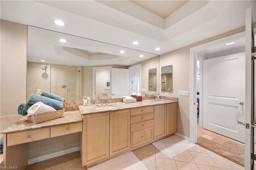 1060 Borghese LN # 701, NAPLES FL 34114-25