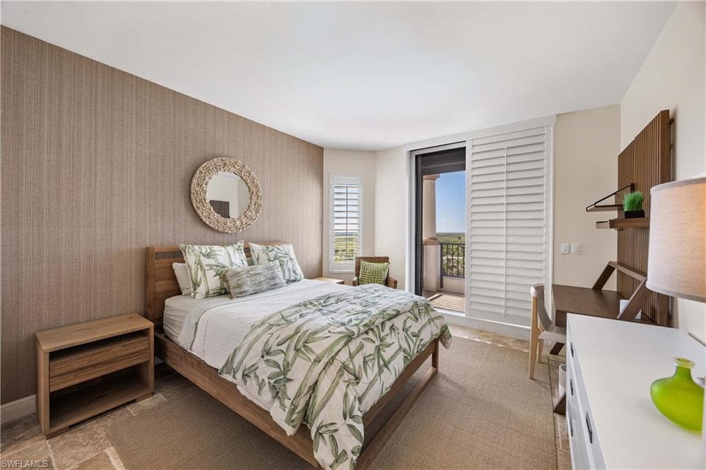 1060 Borghese LN # 701, NAPLES FL 34114-31