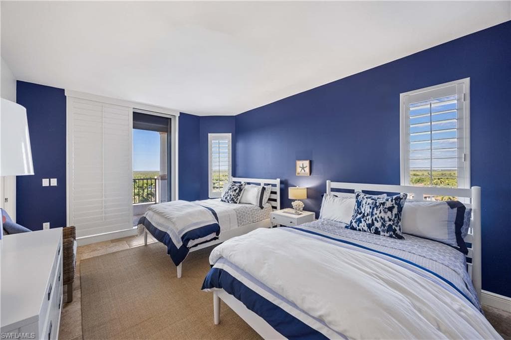 1060 Borghese LN # 701, NAPLES FL 34114-27