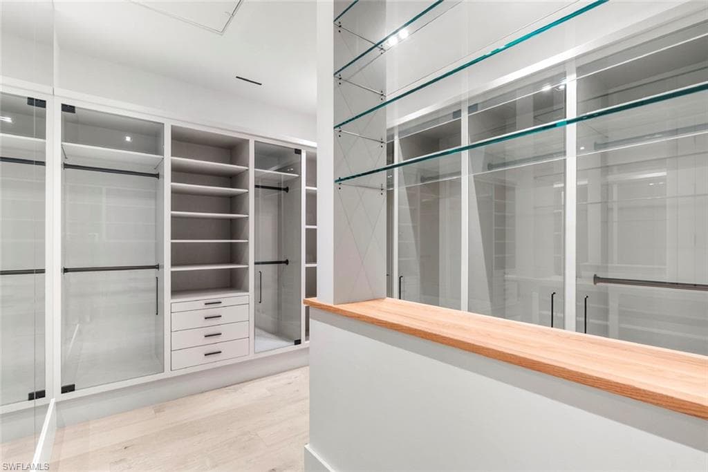 2231 Forrest LN, NAPLES FL 34102-22