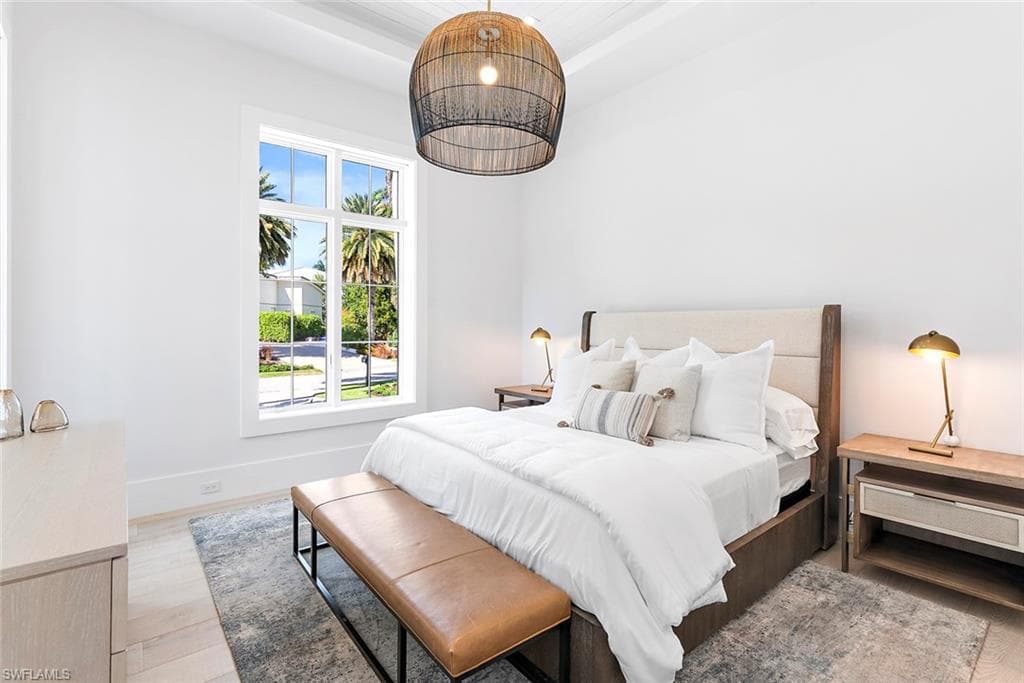 2231 Forrest LN, NAPLES FL 34102-27