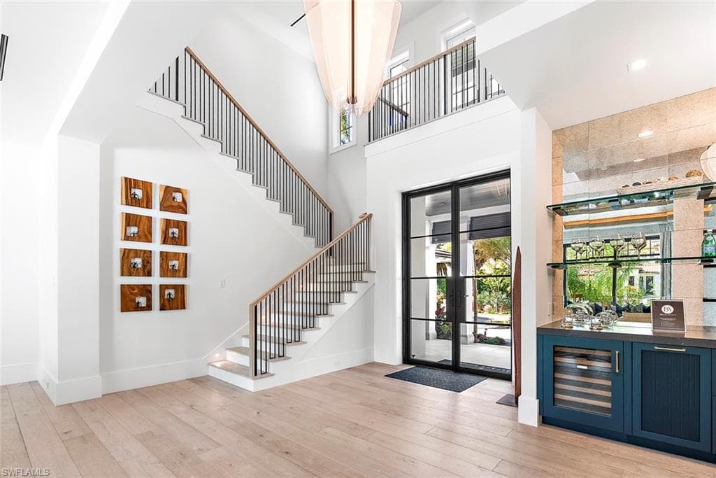 2231 Forrest LN, NAPLES FL 34102-30