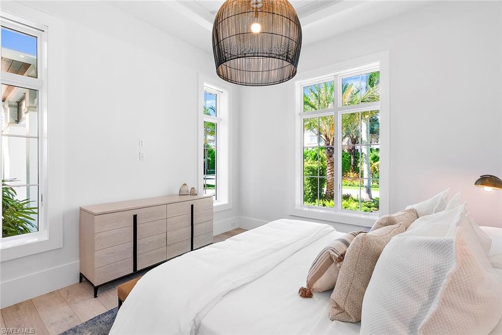 2231 Forrest LN, NAPLES FL 34102-28