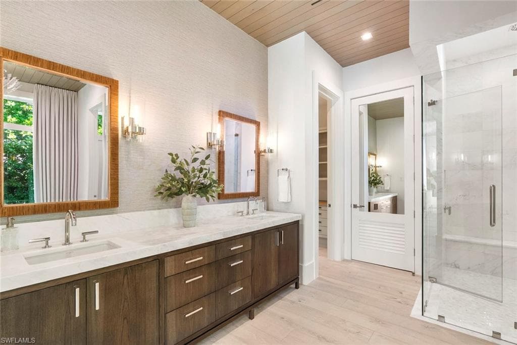 2231 Forrest LN, NAPLES FL 34102-20