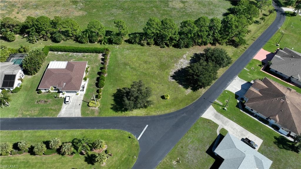 20083/085 Petrucka CIR N, LEHIGH ACRES FL 33936-2