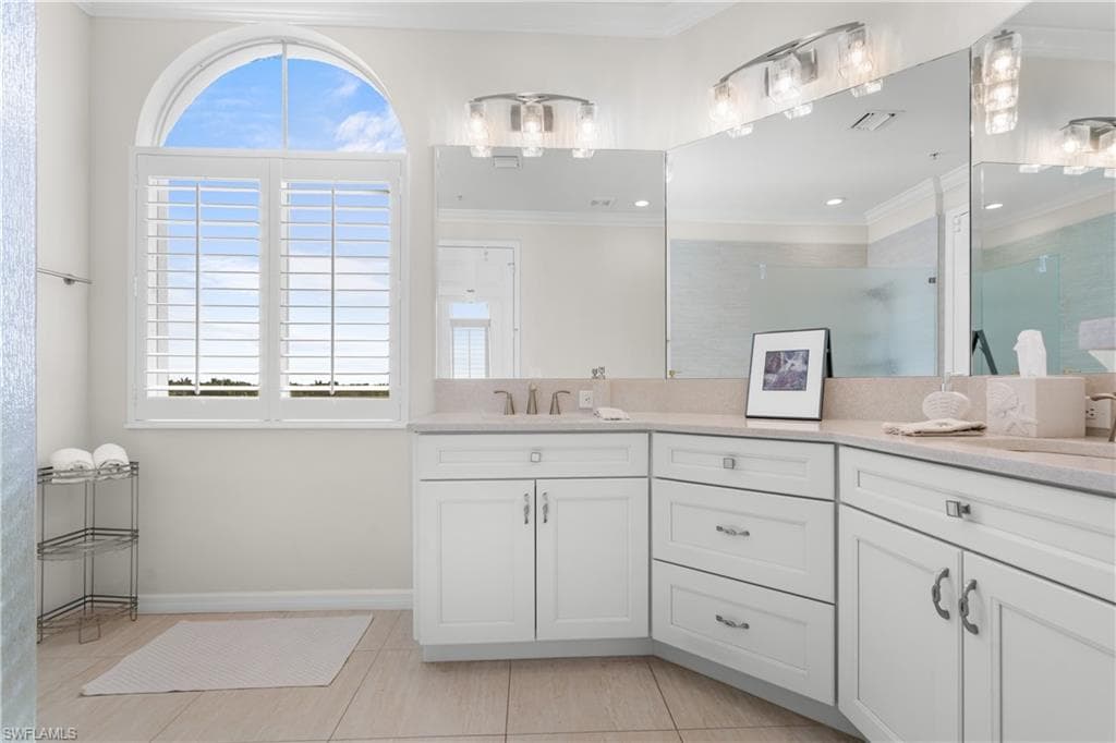 1540 Clermont DR # F403, NAPLES FL 34109-14