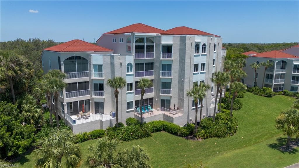 1540 Clermont DR # F403, NAPLES FL 34109-34