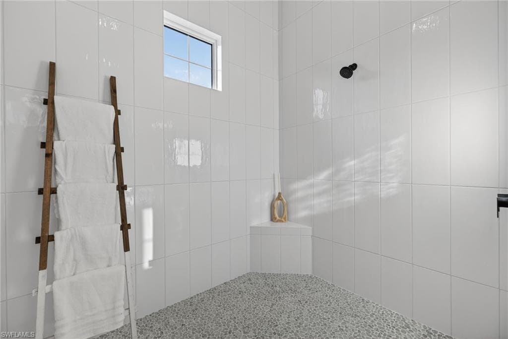 15428 Turin DR, NAPLES FL 34114-27